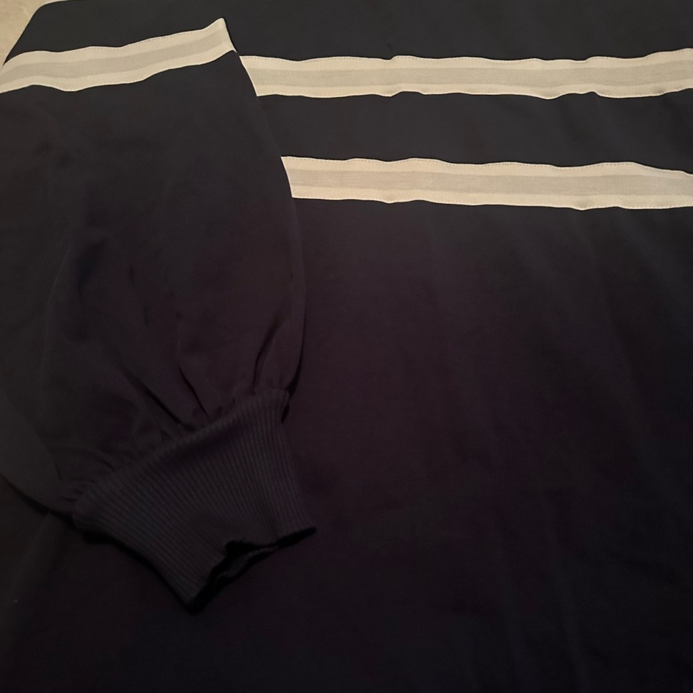 Free People Movement Post Up Layer in Navy - Picture 5 of 8
